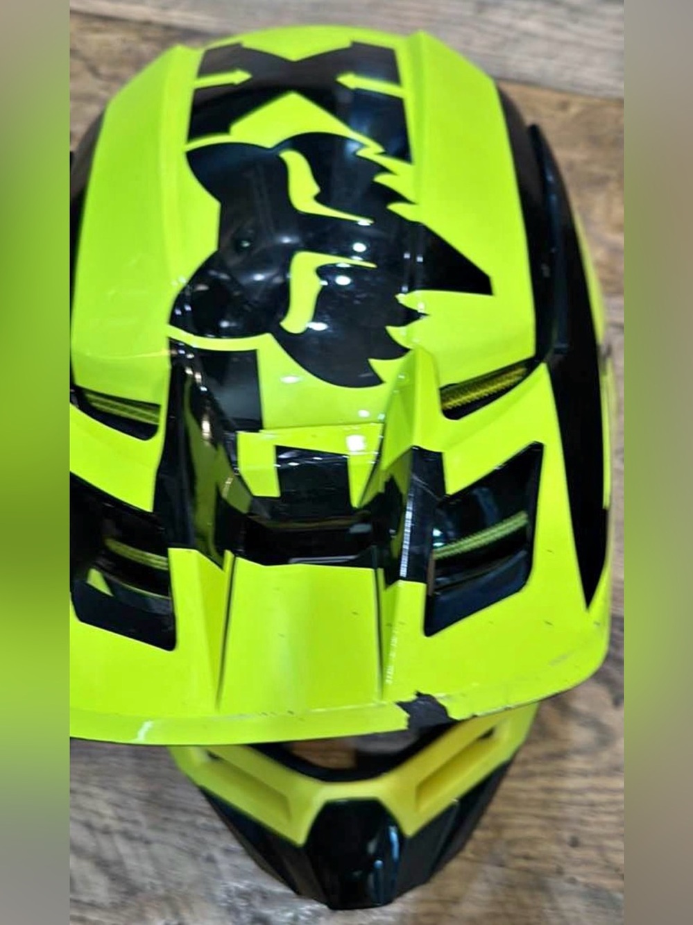 Fox Racing Youth Large (51-52) Full-Face Helmet in Hi-Vis Yellow - Picture 6 of 6